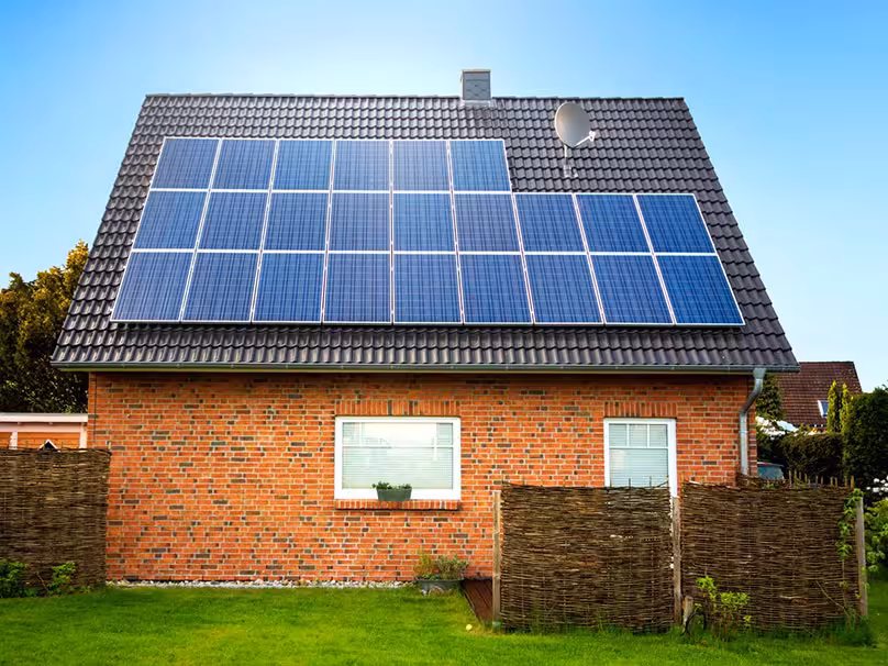 Off-Grid Solar System with Battery Backup